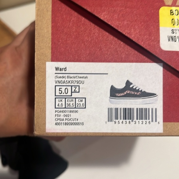 Black & Cheetah Print Vans Ward - Picture 5 of 5